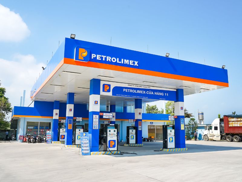 Cây xăng Petrolimex 11 tại quận 5