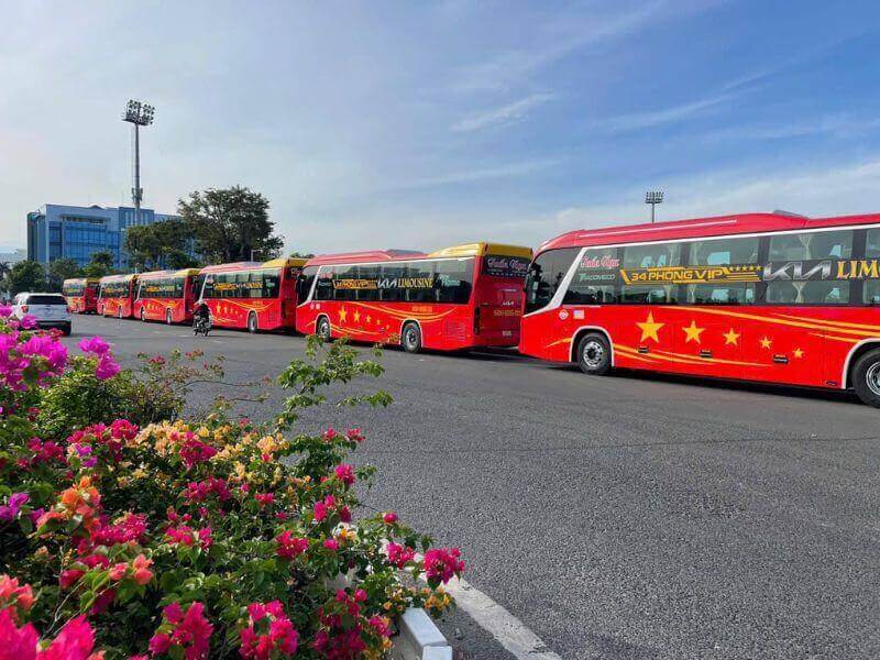 Du lịch miền Tây tự túc bằng cách đi xe khách hoặc thuê xe máy Sài Gòn