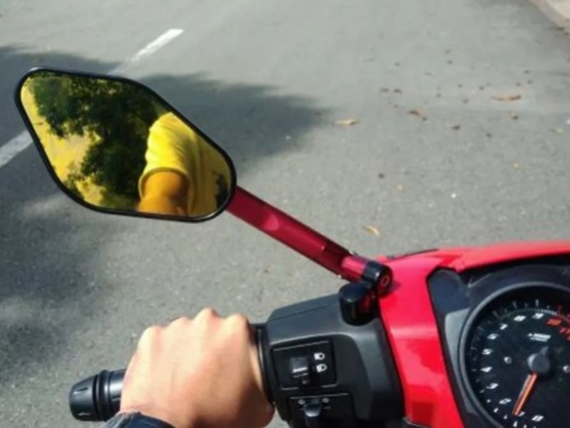 Cách kiểm tra xe khi thuê xe máy an toàn